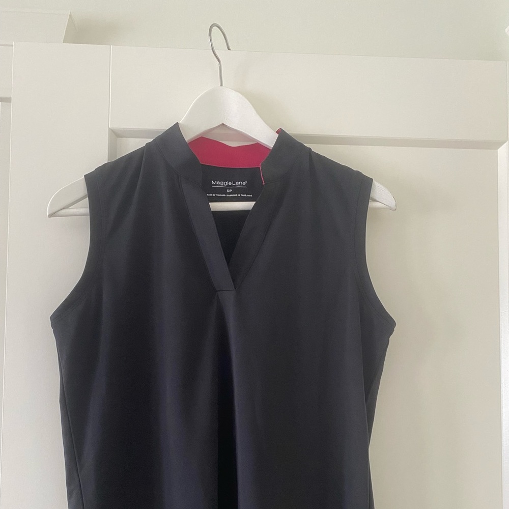 Maggie Lane Black & Pink Sleeveless Golf Polo